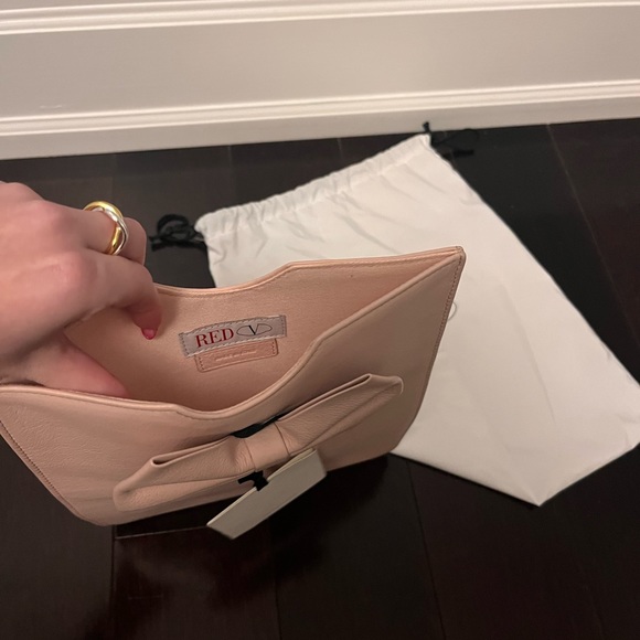 RED VALENTINO - NEW WITH TAGS iPad Case / Sleeve - Picture 2 of 4